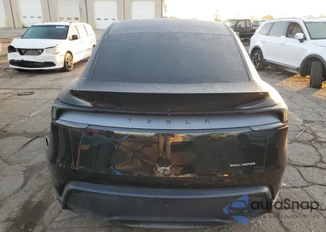 2026 Tesla Model Y из США, поврежденный, VIN 7SAYGDEE9TF435960